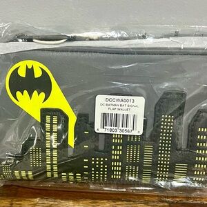 Loungefly Batman Signal Wallet